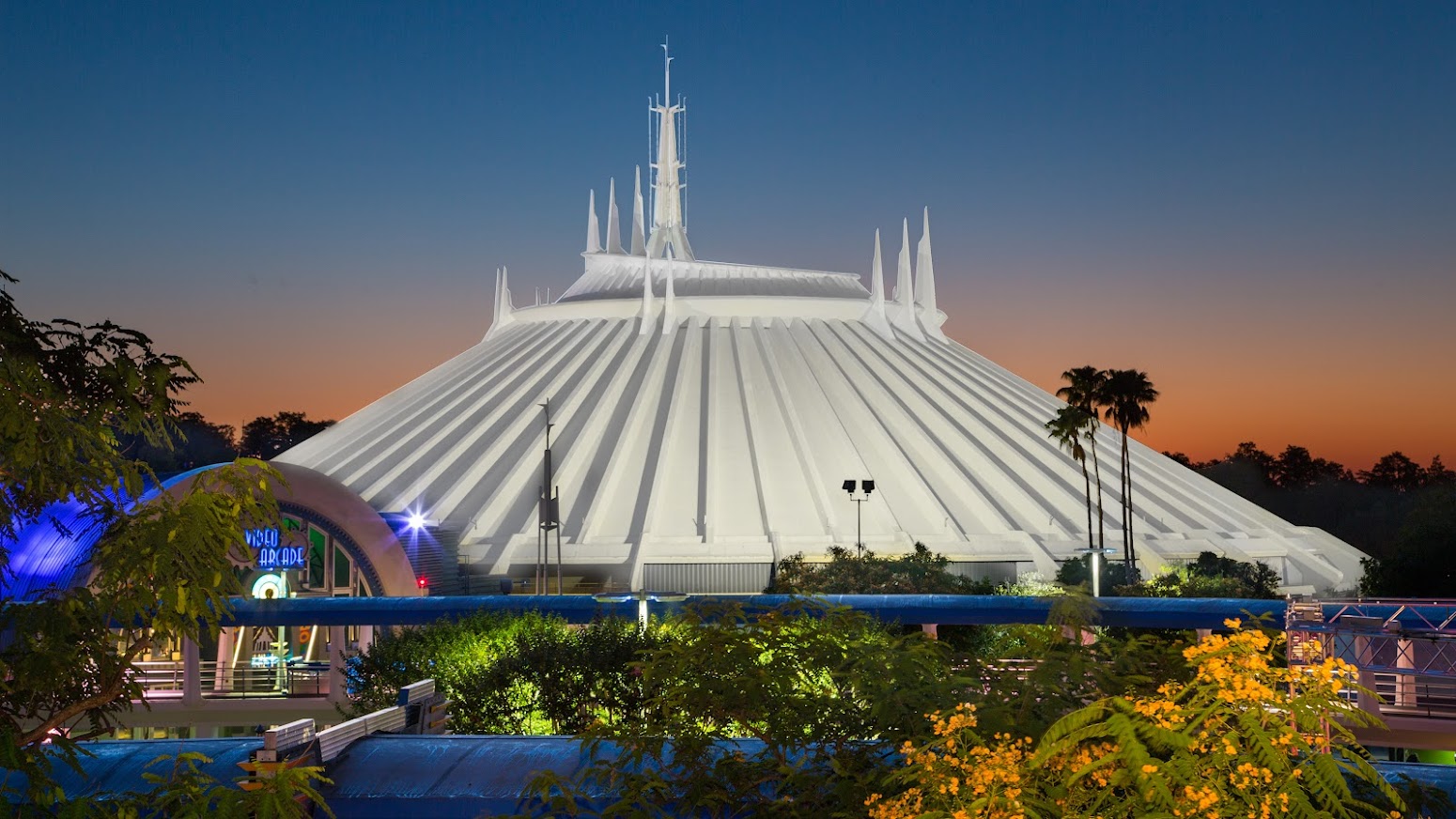 space-mountain-gallery01